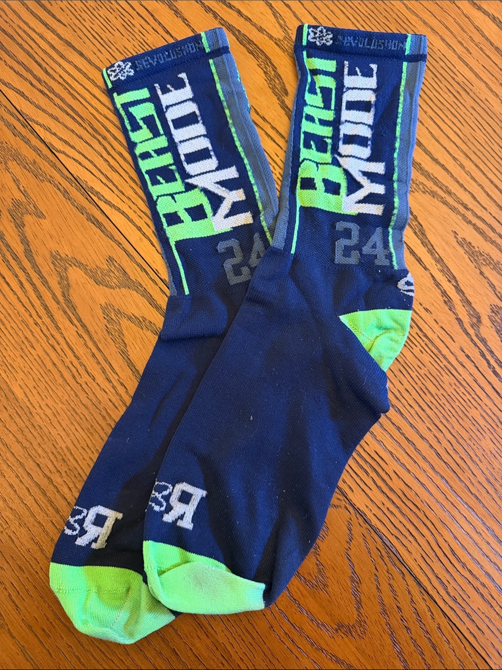 Revolution seattle Seahawks  Beast Mode Athletic Sport Socks